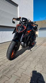 KTM Superduke R - KTM SUPERDUKE