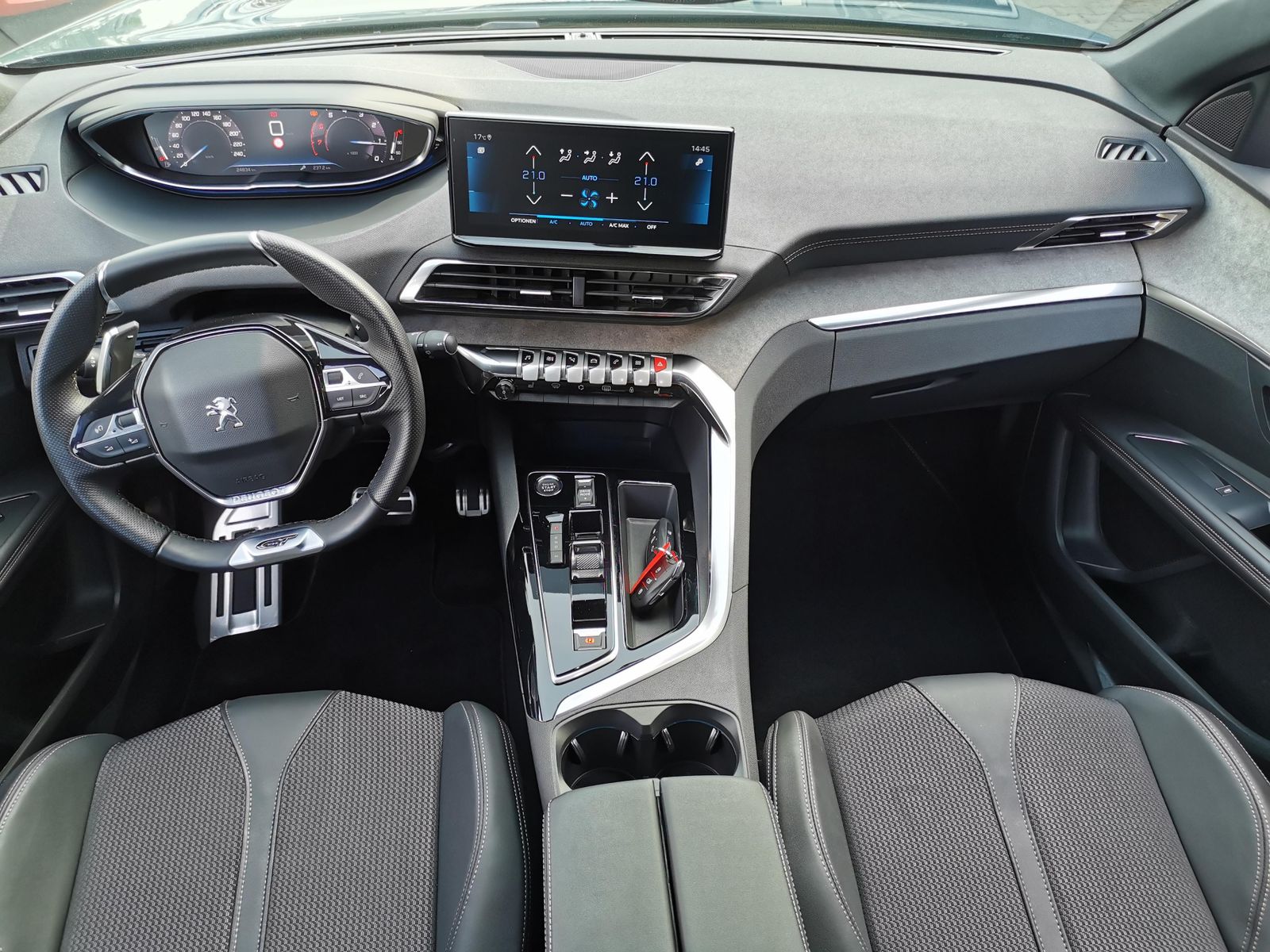 Fahrzeugabbildung Peugeot 3008 1.2 PureTech 130 GT