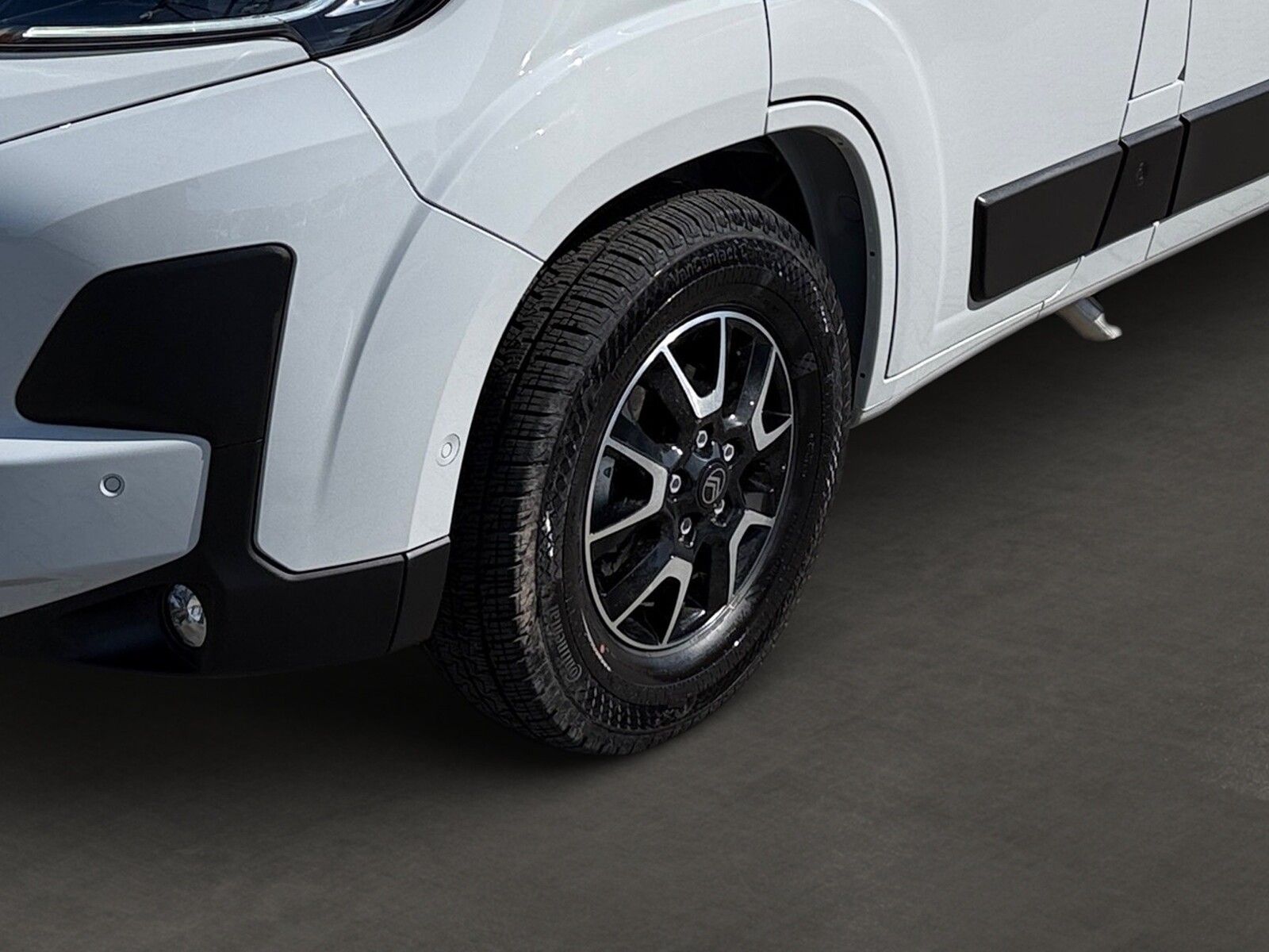 Fahrzeugabbildung Pössl Roadstar 600 L Citroen 140 PS Premiumpaket.LED