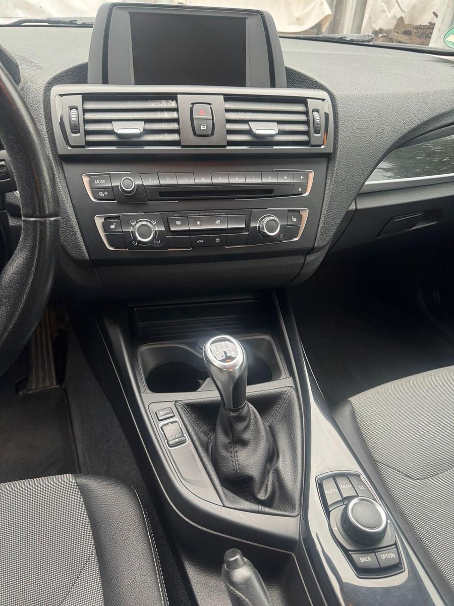BMW 116 2012 — photo 15