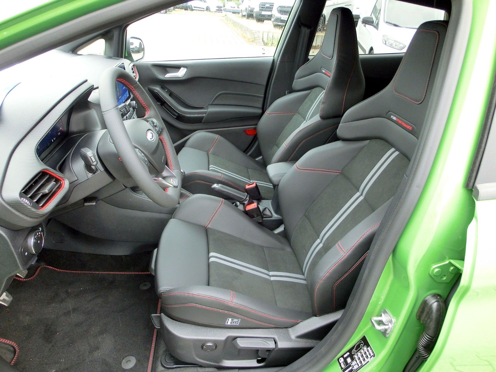 Fahrzeugabbildung Ford Fiesta 1,5 EcoBoost ST X *LED*Key-Free*Navi*