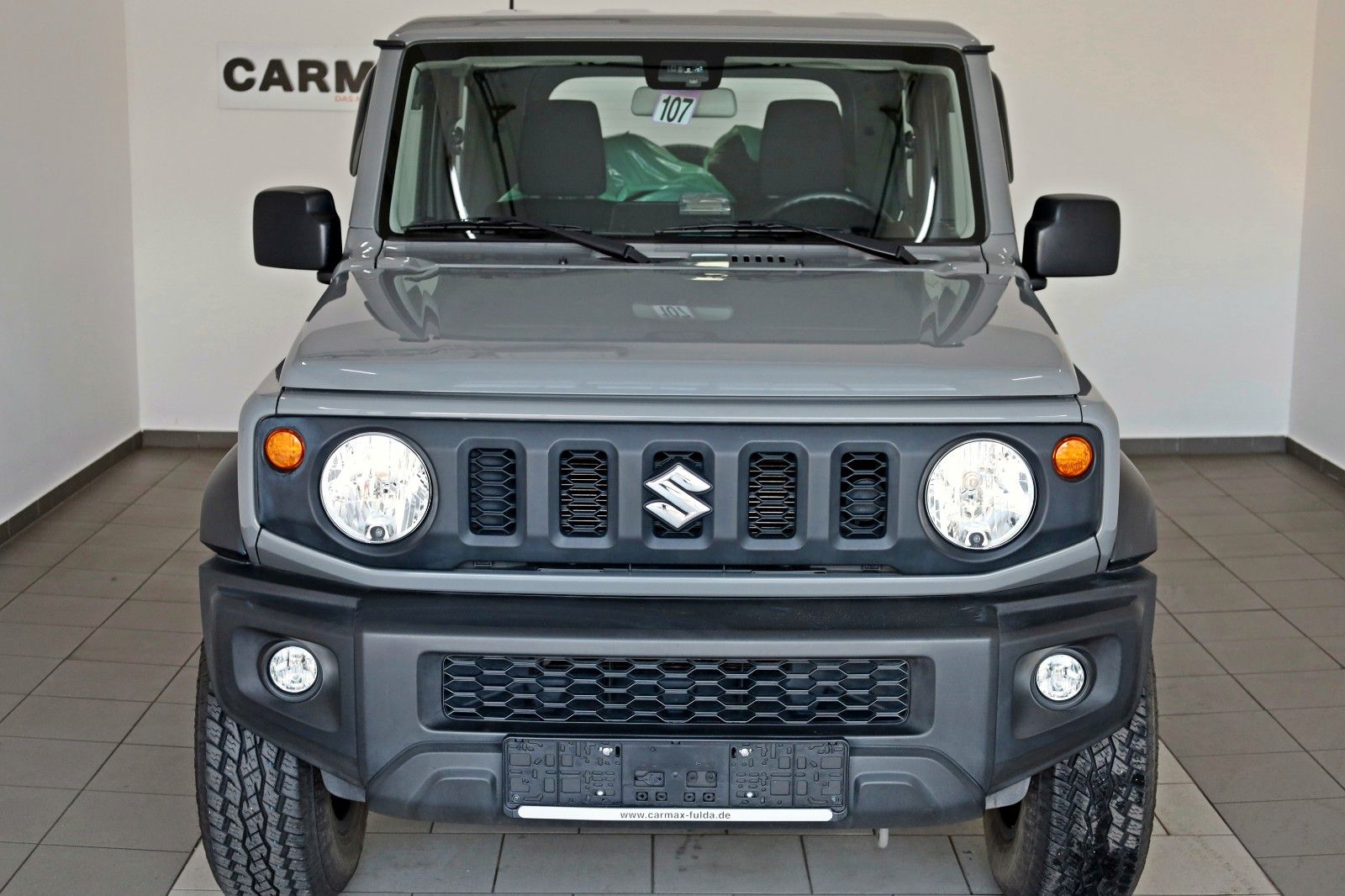 Fahrzeugabbildung Suzuki Jimny Comfort AllGrip NFZ,Temp,SH,8 fach bereift