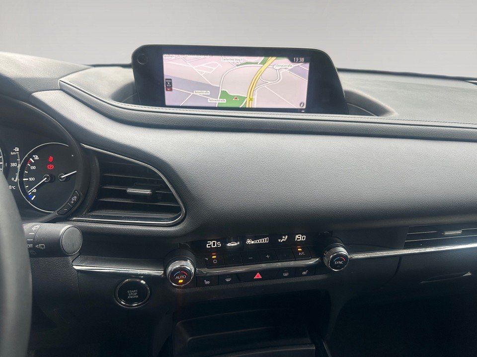 Fahrzeugabbildung Mazda CX-30 2.0i 150PS SELECTION DES-P PRE-P