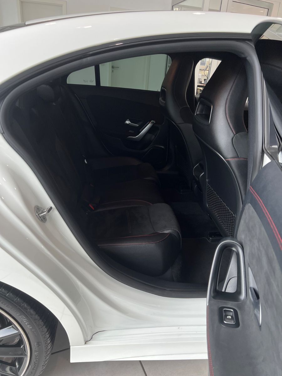 Fahrzeugabbildung Mercedes-Benz CLA 200 AMG * 35 AMG OPTIK *
