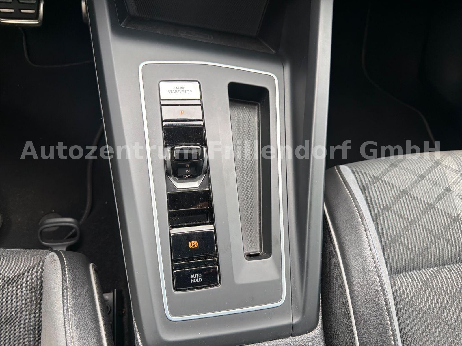 Volkswagen Golf VIII Lim. R-Line eTSI AUTOMATIK/LED/NAVI!!!, миниатюра 29