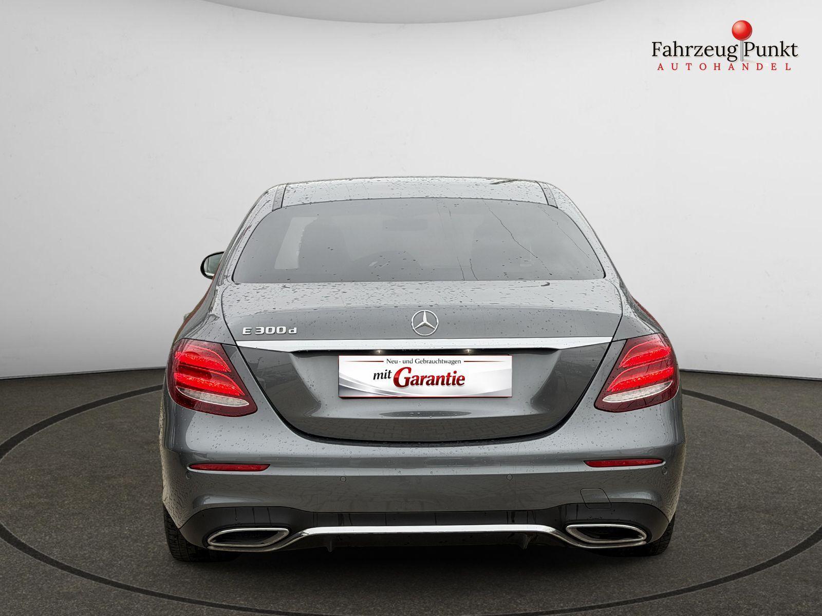 Mercedes-Benz E 300 d AMG Line*Totwink.*Schiebed*Gepfl.