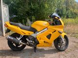 Honda VFR 800 RC46/I (FI) - HONDA 1999 VFR800
