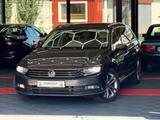 Volkswagen Passat Variant Highline BMT/Start-Stopp - Volkswagen Passat Variant: Highline