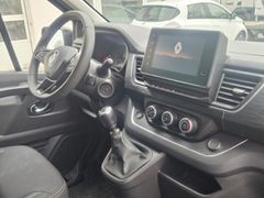 Fahrzeugabbildung Trafic Grand Combi L2H1 3,0t Life 2.0 BLUE dCi 1