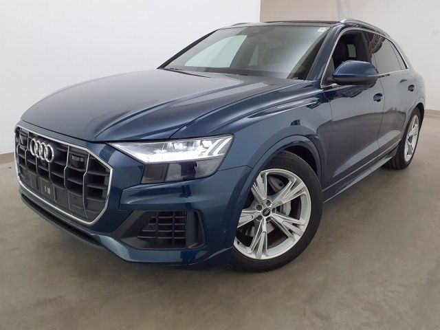 Audi Q8 55 TFSI e quattro 280 KW Plug-in-Hybrid Pano