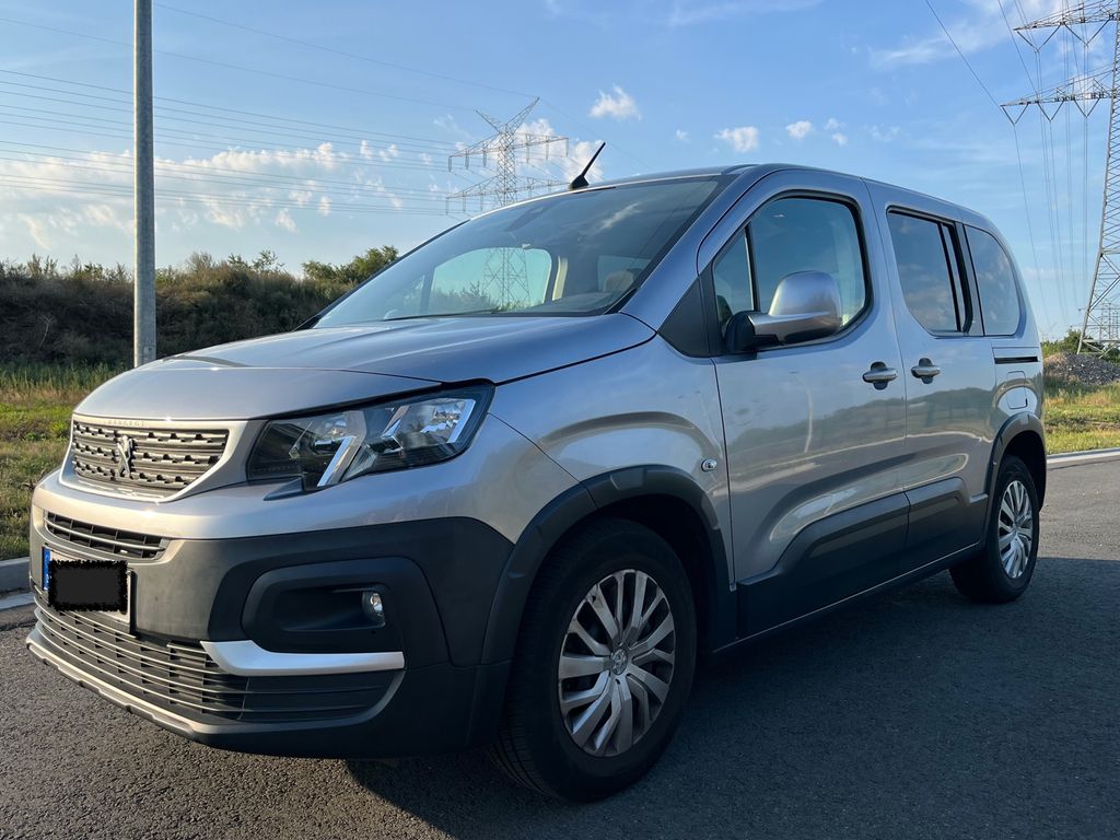 Image of Peugeot Rifter