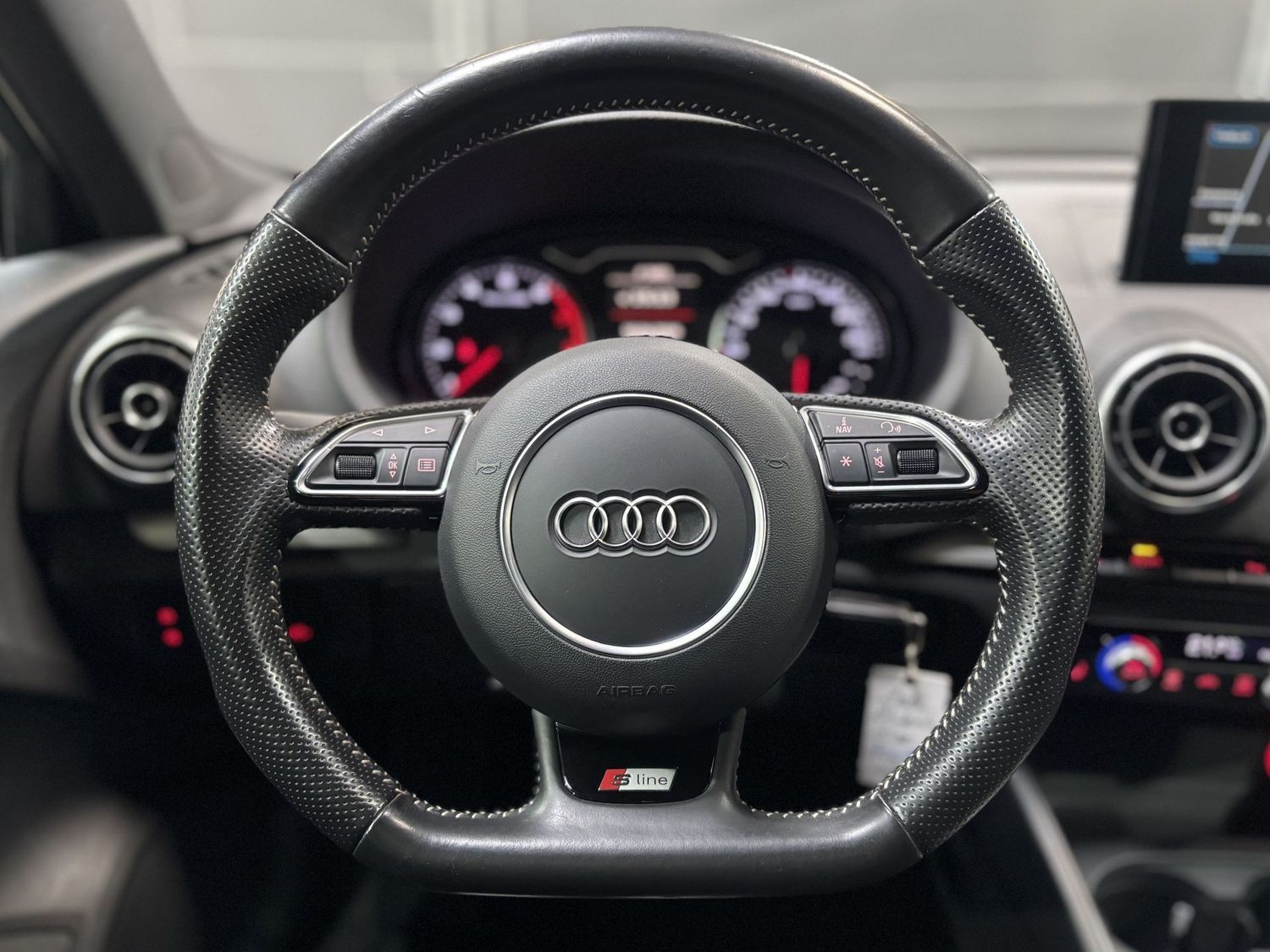 Fahrzeugabbildung Audi A3 S line ultra#Xenon#Navi#19"#Navi
