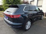 Volkswagen Touareg 3.0 V6 TDI 170kW 4MOT Tiptr. Eleganc... - gebrauchte VW Touareg aus dem Jahr 2024