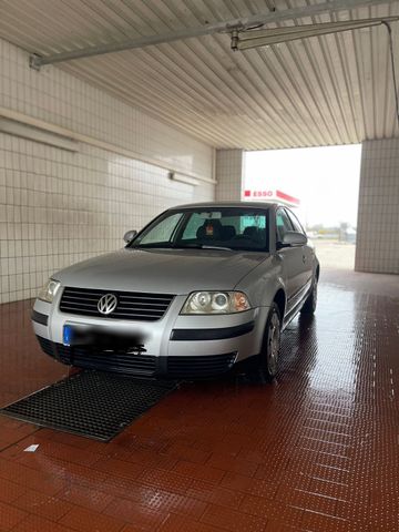 Volkswagen VW Passat 3BG