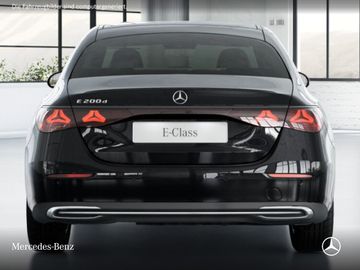 Mercedes E 200 - 7