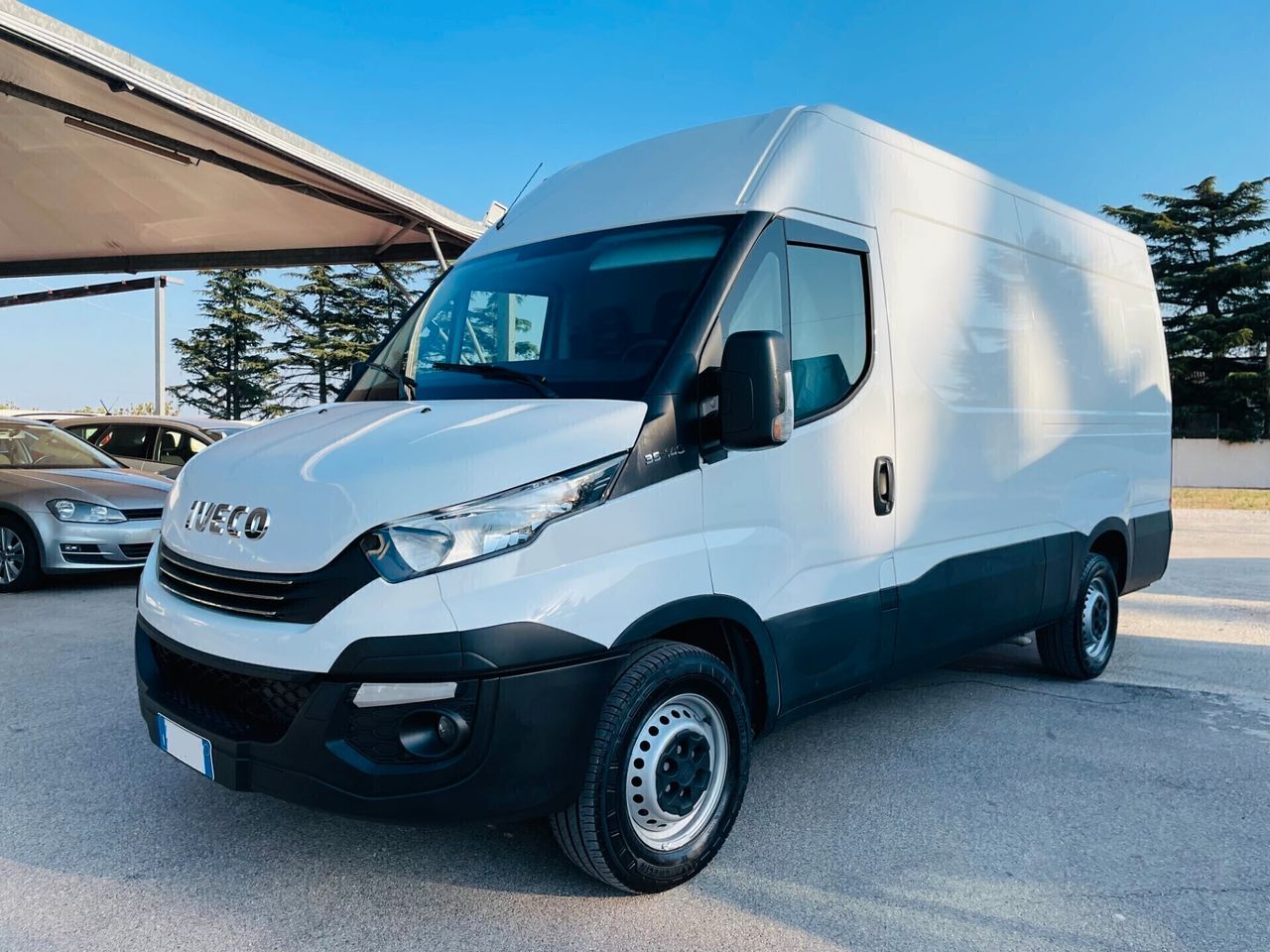 Iveco Daily 35 S14 136CV HI-MATIC L2H2 imagem 2
