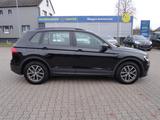 Volkswagen Tiguan Trendline BMT/Start-Stopp - Volkswagen Tiguan Trendline mit Benzin-Antrieb