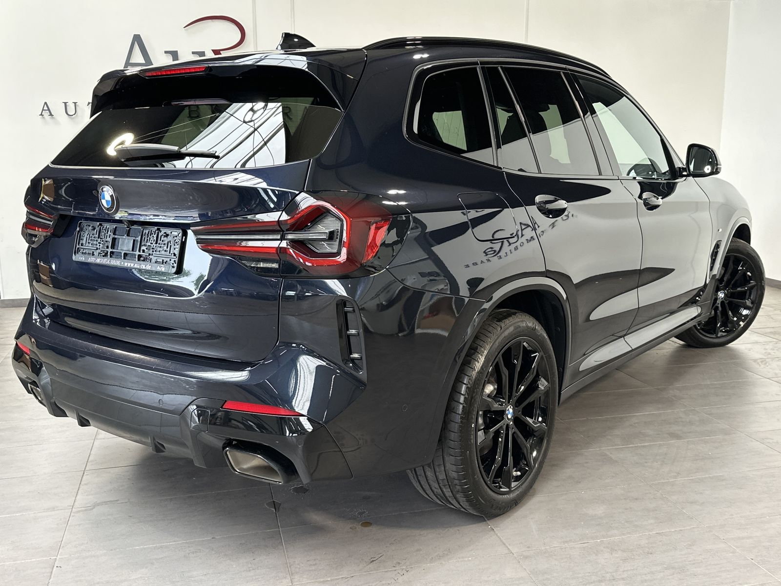 Fahrzeugabbildung BMW X3 xDrive20d M-Sport NAV+LASER+PANO+HUD+20ZO+KAM