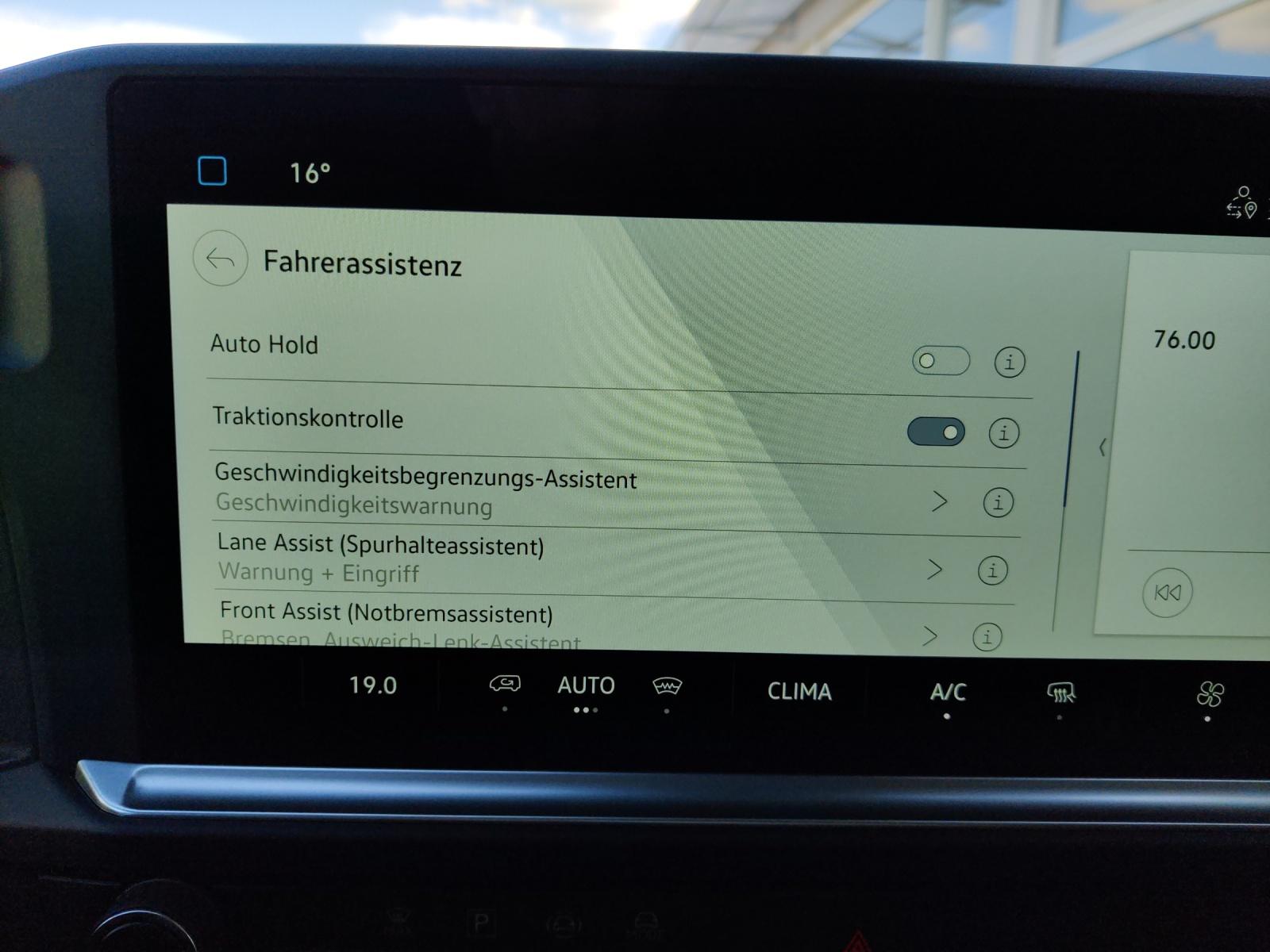 Volkswagen T7 e-Transporter Kasten LR LED AHK