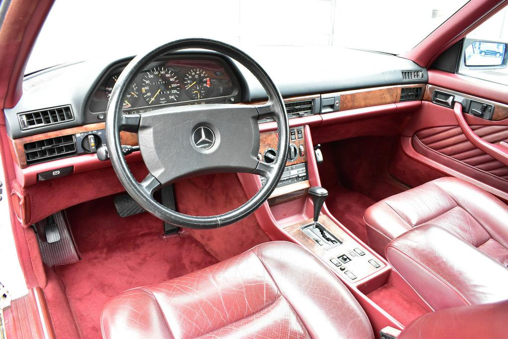 Mercedes-Benz 420
