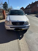 Mercedes-Benz Mercedes ML 270 Automatik Bastler - Mercedes-Benz ML 270 aus 2005