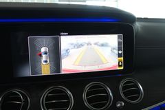 Fahrzeugabbildung Mercedes-Benz E 300 e Autom. AMG LINE COMAND Business HUD uvm.