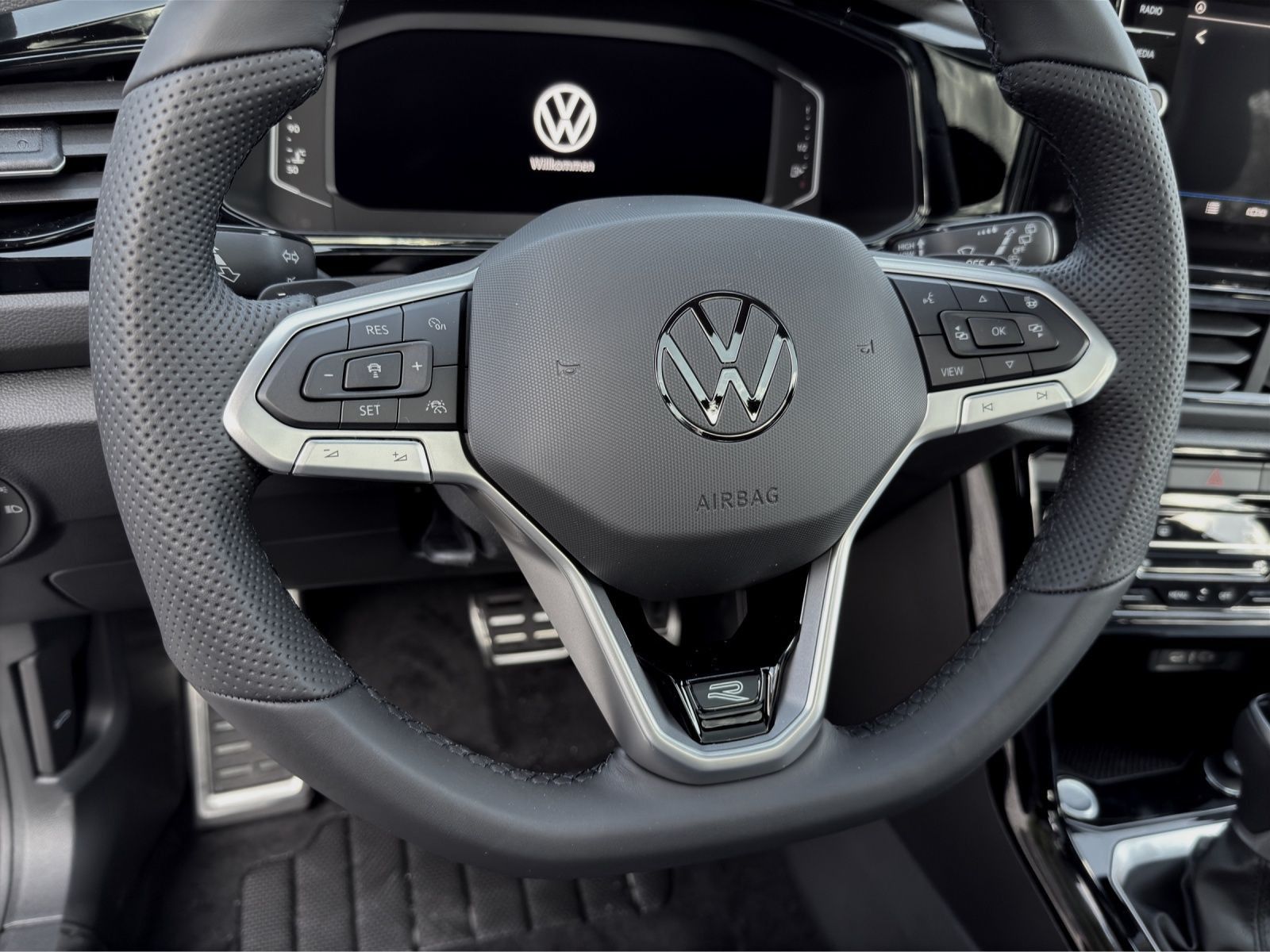 Volkswagen T-Roc - Bild 9