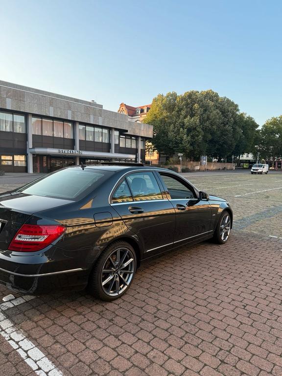 Mercedes-Benz C 200