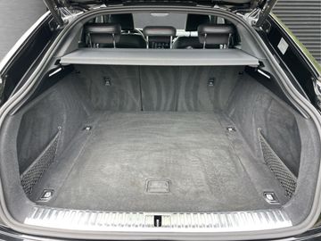 Audi Q8 e-tron - 8