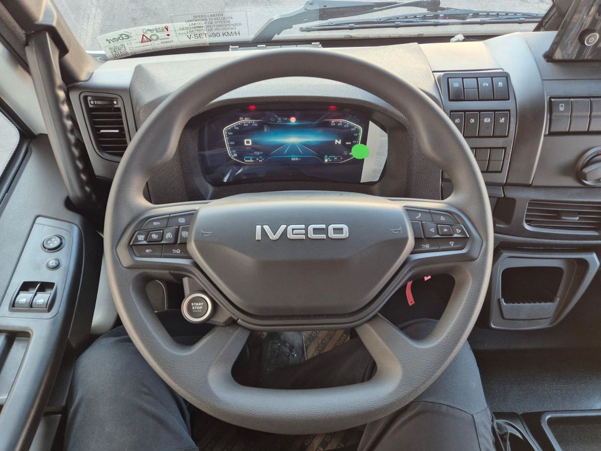 Fahrzeugabbildung Iveco Eurocargo ML160E28/P Carrier Supra 1250 LBW Tür