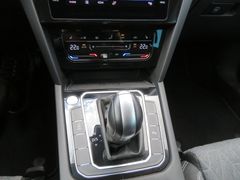 VW Passat Variant 2.0 TDI Business DSG LED Nav 17'' VW Passat Variant 2.0 TDI Business DSG LED Nav 17''