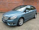 Mercedes-Benz B 180/ 1.Hand/ Leder / Panorama / Traumzustand - Mercedes-Benz B 180 in Herne