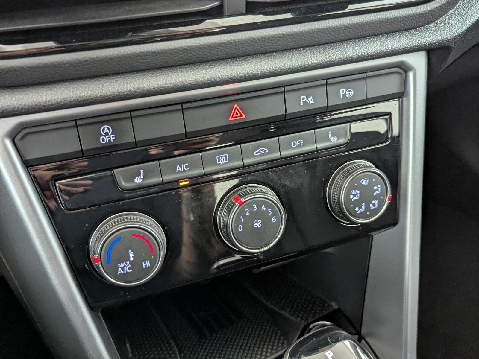 Volkswagen T-Roc 1.5 TSI Life DSG LED+CARPLAY+SHZ+PDC+Klima, миниатюра 18