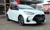 Toyota Yaris HSD Black&White *Kamera*Sitzheizung*Sofort