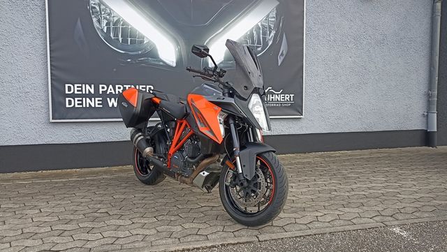 KTM Super Duke 1290 GT - mit Zubehör!