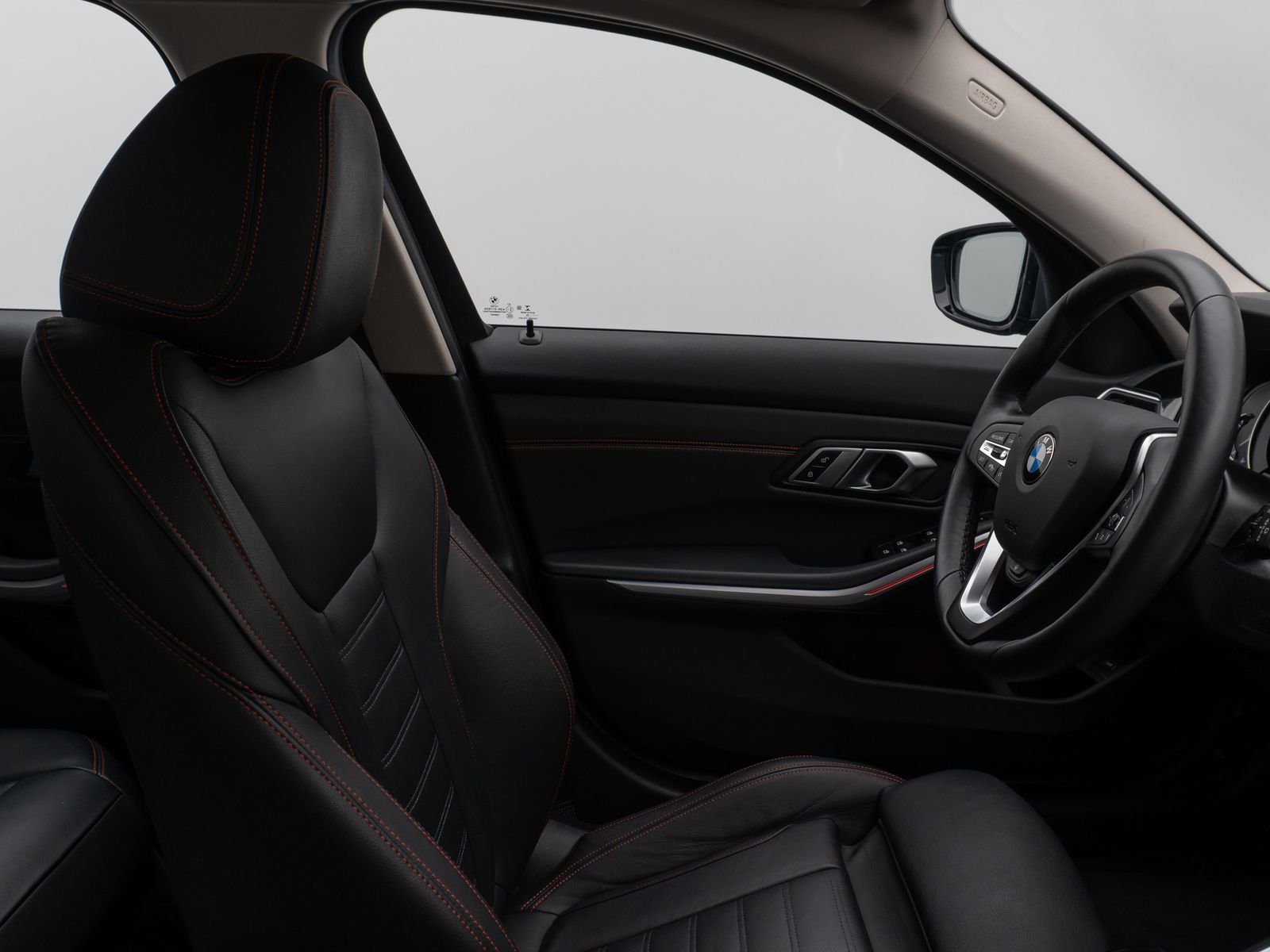Fahrzeugabbildung BMW 320i Sport Line PDC Stop&go Standhzng Leder 18"