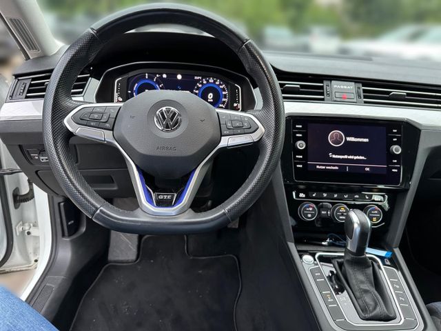 Passat Variant GTE 1.4 TSI DSG LED Navi Climatro