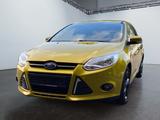 Ford Focus Turnier Titanium - Ford Focus aus 2011: Kombi