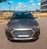 Hyundai Elantra 2018 Automatik zu einem se... - Hyundai Elantra mit Benzin-Antrieb: Limousine