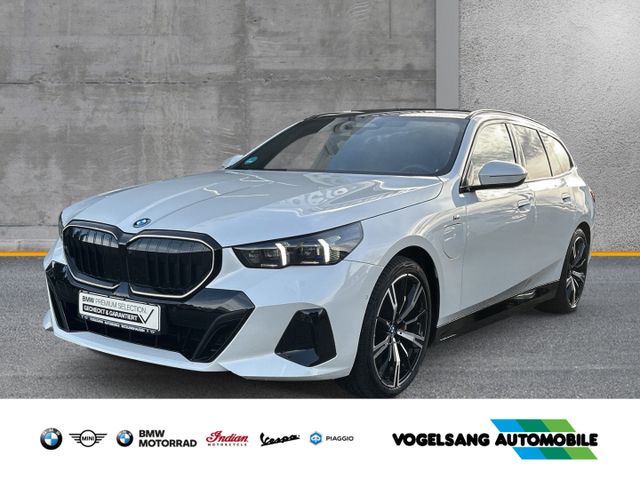 BMW 550 e xDrive Touring,M Sport,AHK,Panodach,HeadUp