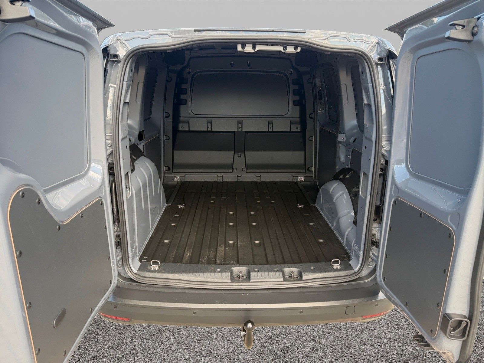 Fahrzeugabbildung Volkswagen Caddy Cargo 1.5 TSI BMT AHZV 5 Jahre NW Garantie