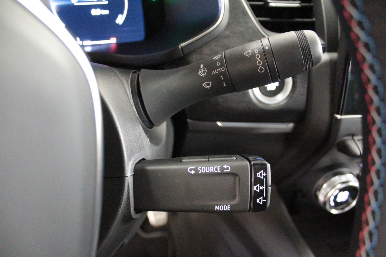 Fahrzeugabbildung Renault Arkana Mild Hybrid 160 EDC Esprit Alpine*15052*