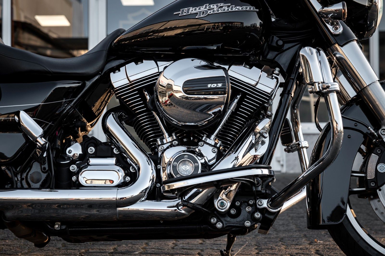 Fahrzeugabbildung Harley-Davidson Harley-Davidson STREET GLIDE SPECIAL FLHXS