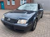 Volkswagen VW Bora 1,6L Klima-AllwetterAlufelgen Tüv neu - Volkswagen Bora in Duisburg