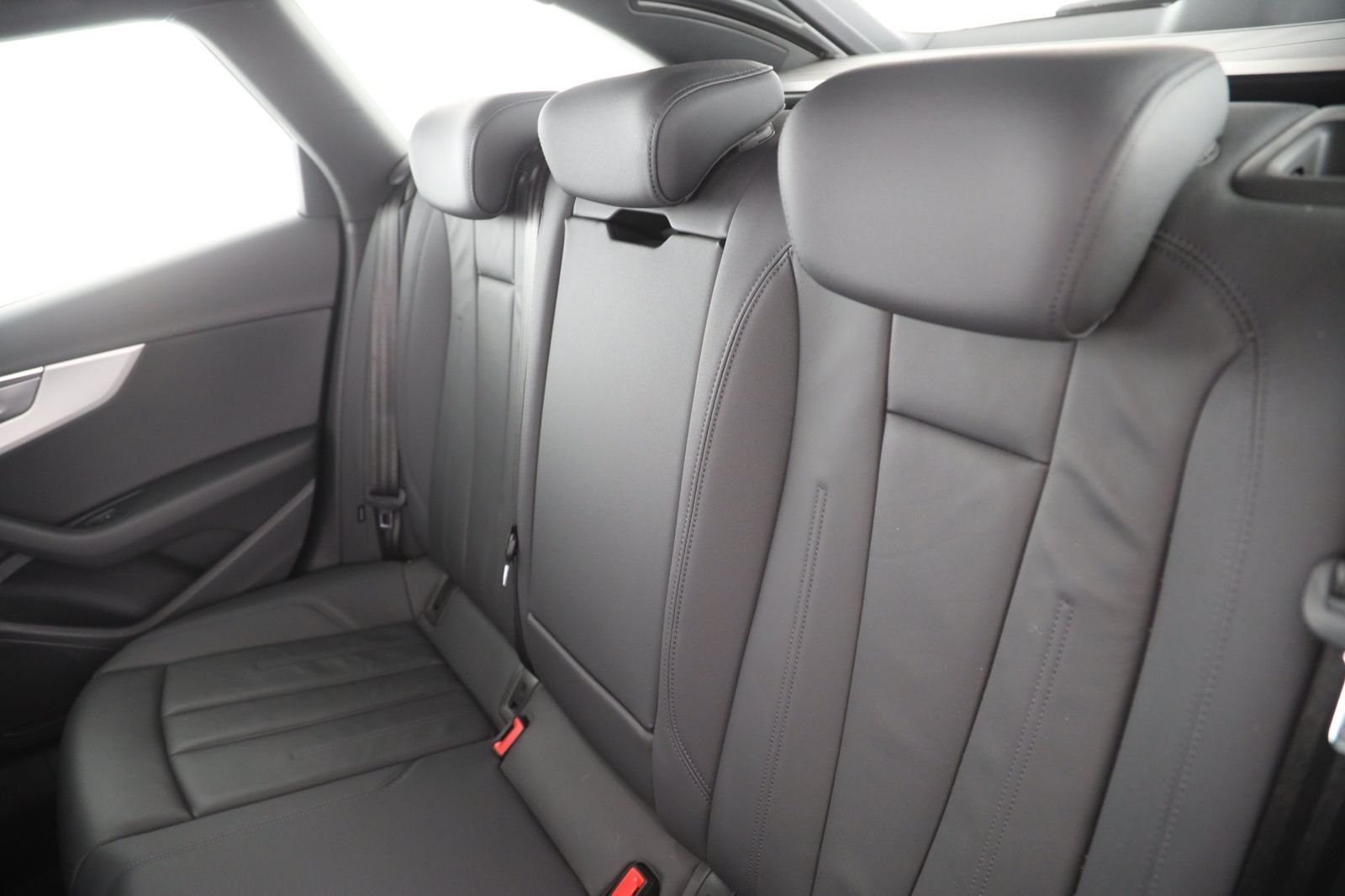 Audi A4 - Bild 14