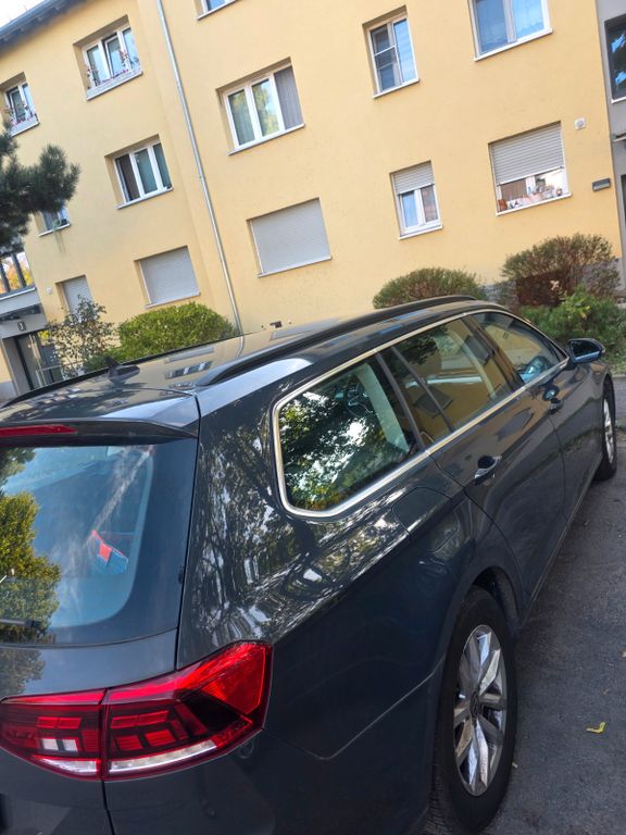 Image of Volkswagen Passat Variant