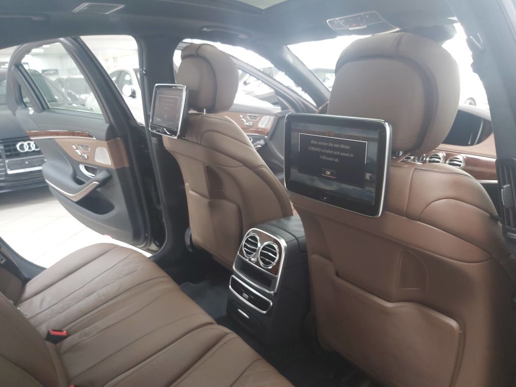 Mercedes-Benz S 500 4M AMG 20'' Exklusiv MEMORY TV DISTR 360°