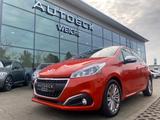 Peugeot 208 1.2 12V Allure PANO KAMERA NAVI SHZ GJR - gebrauchte Peugeot 208 aus dem Jahr 2019