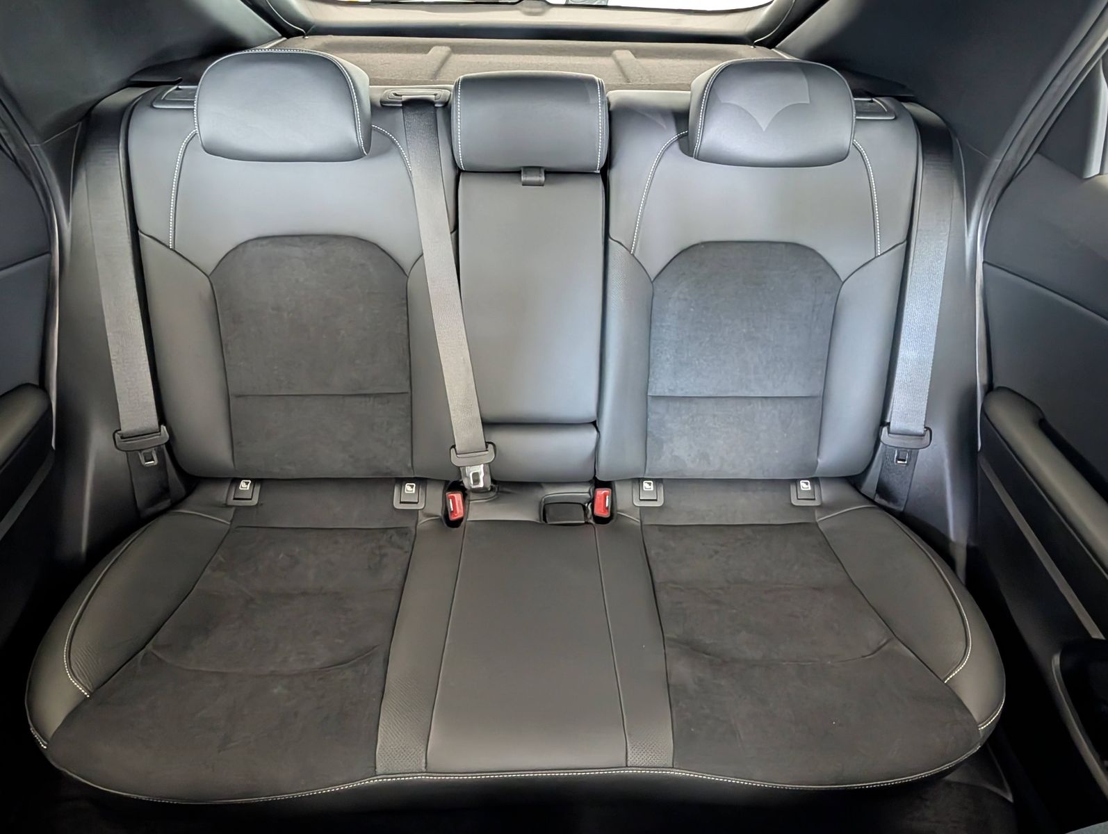 KIA XCeed 1.6 T-GDI 180 DCT7 GT-Line Leder – Bild 14