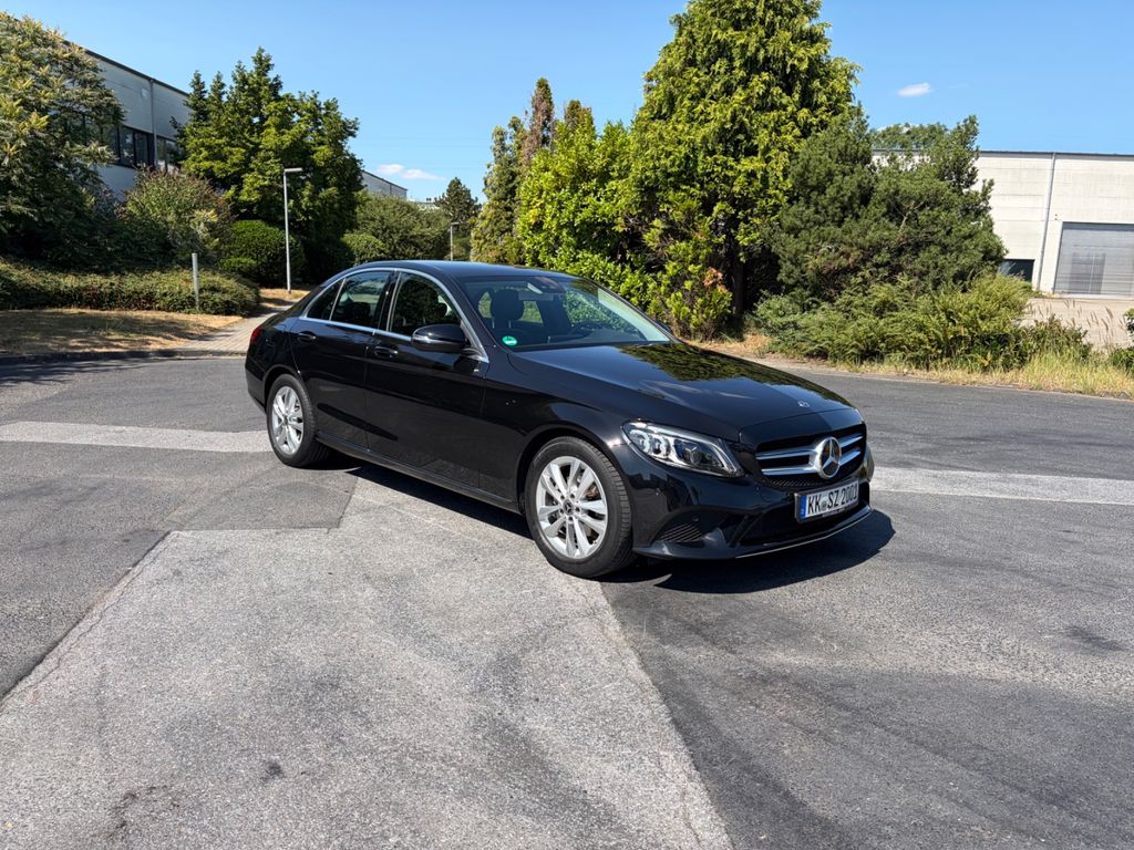 Image of Mercedes-Benz C 180